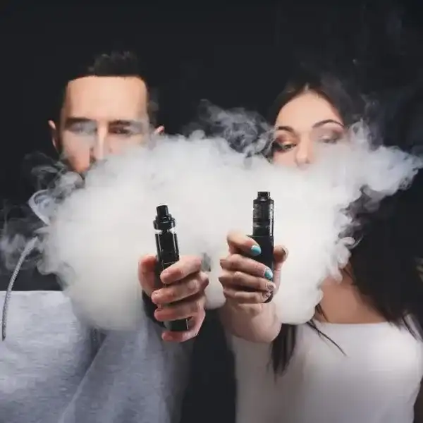 Vape social: in the vapor dense, meet the warmth of the same frequency connection 1 Vape social: in the vapor dense, meet the warmth of the same frequency connection vape-shop.cn